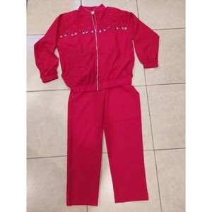 Vintage Sport Savvy Women’s Red w/Stars Polyester Zip Up 2 PC Tracksuit, Medium